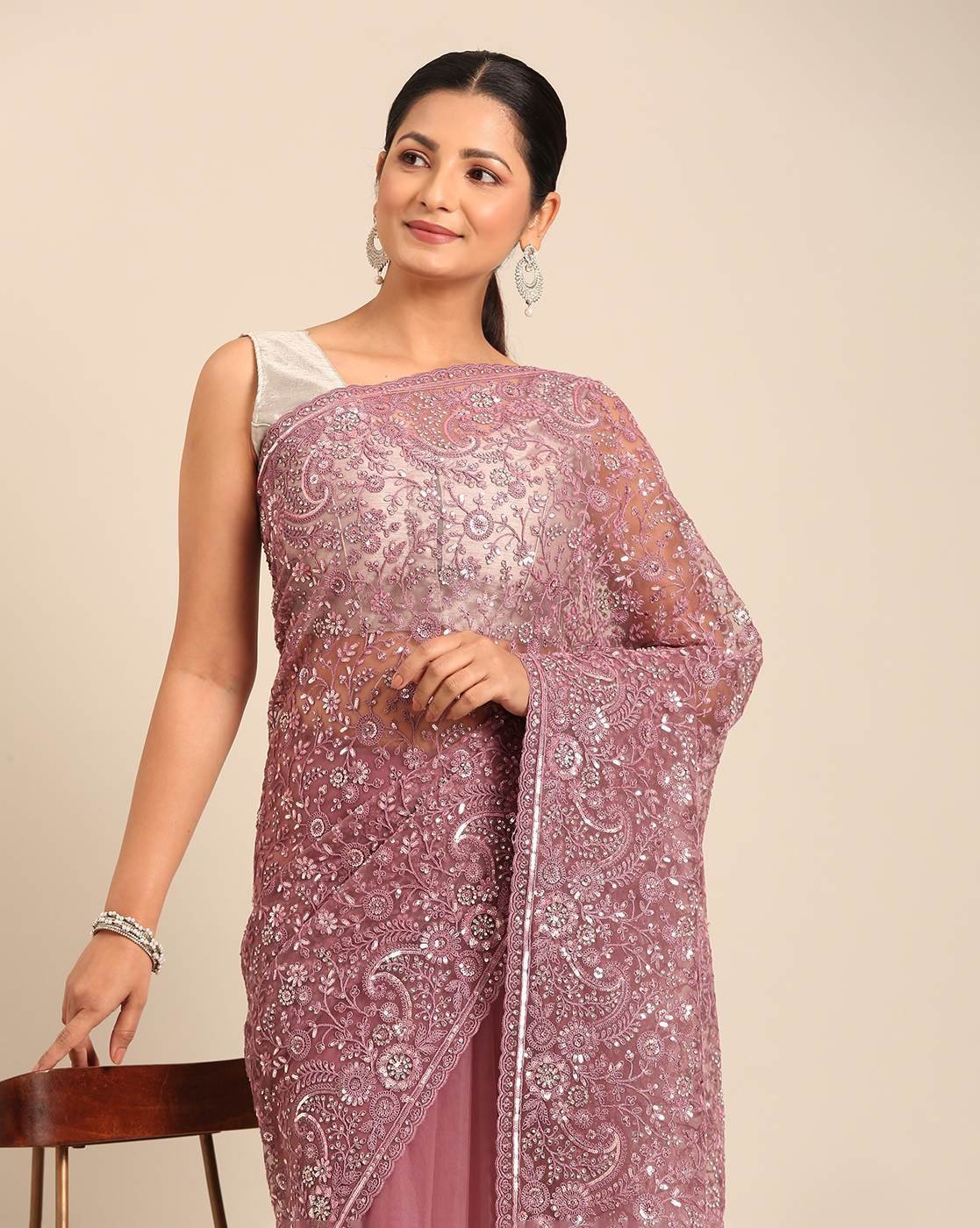 -1117Wx1400H-701265236-pink-MODEL3